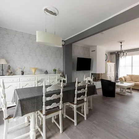 Modern W Private Yard, Cleaning Included Middelkerke